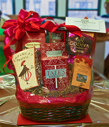 Le Chateau Gift Basket