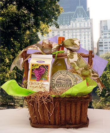 Wine & Cheese Gift Basket For Delivery in Manhattan New York